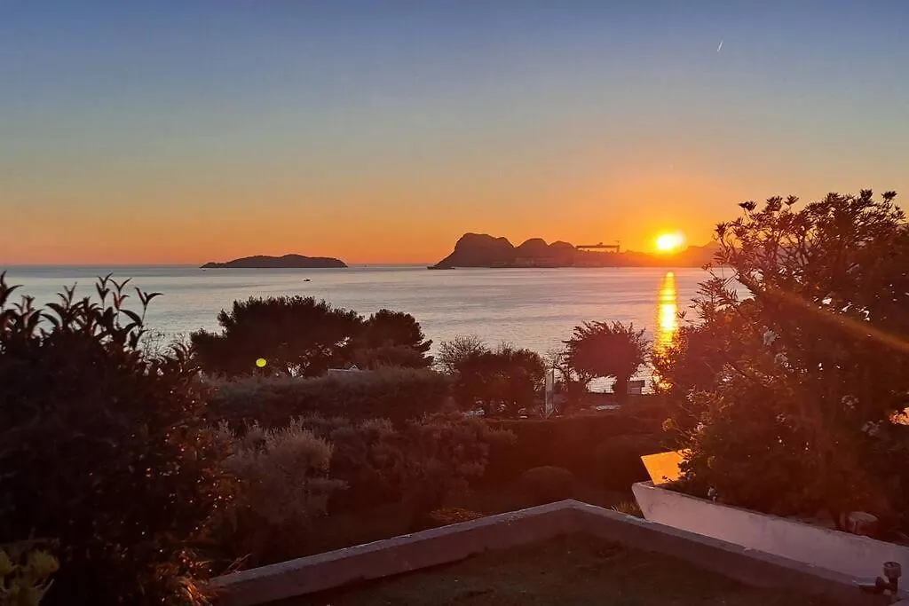 Apartment Vue Sur Mer Et Baie De La Ciotat